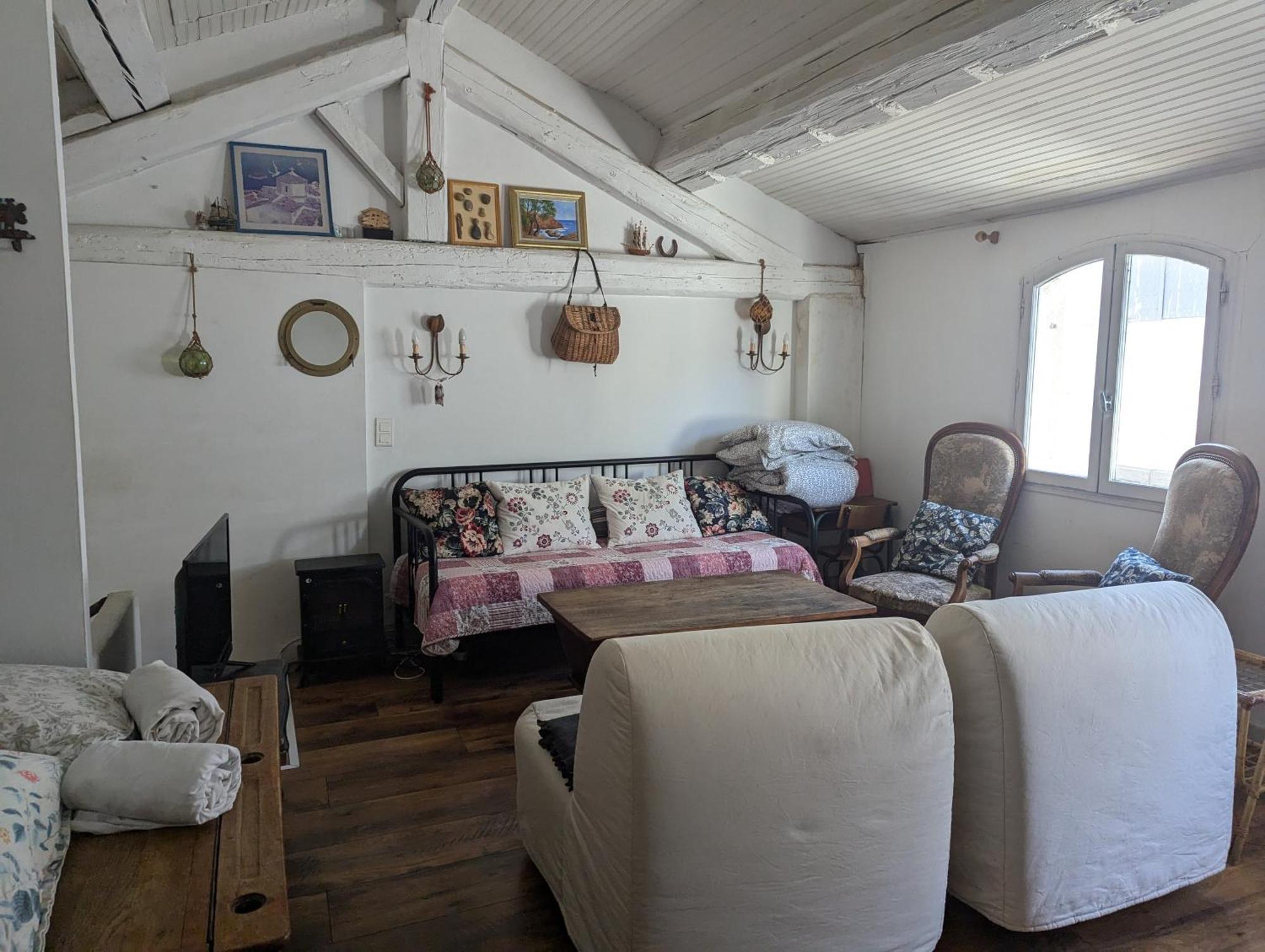 Maison Heloise Авиньон Екстериор снимка